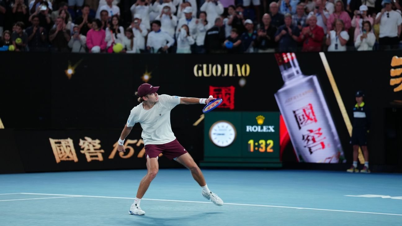 Australian Open as it happened: Alex de Minaur cruises into quarters; Ukraine’s Oliynykova targets Sabalenka again