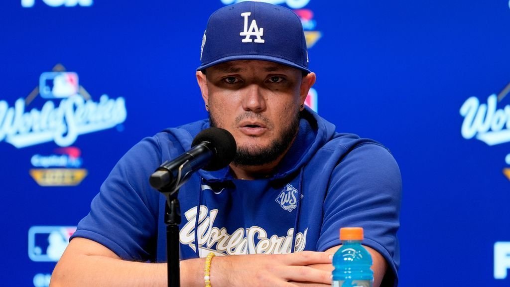 Miguel Rojas unhappy with insurance’s denial for WBC