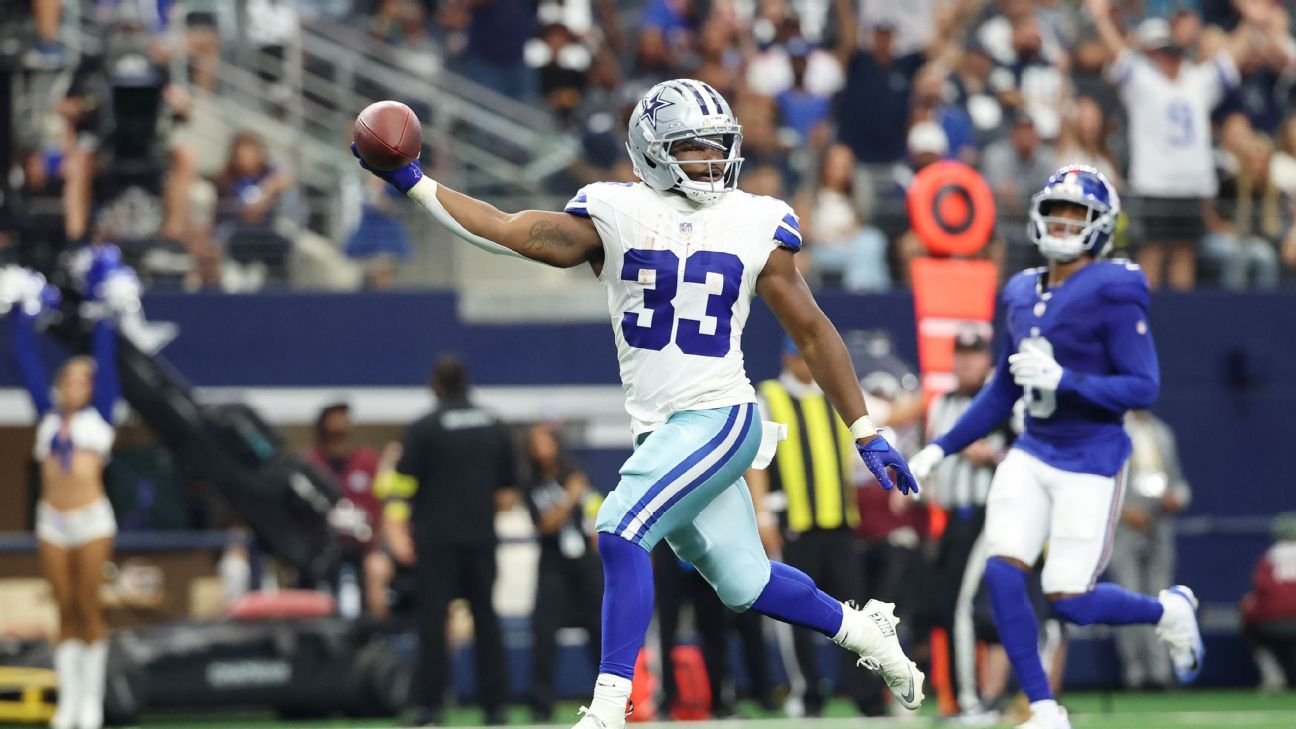 Sources: Cowboys agree to three-year deal with RB Williams