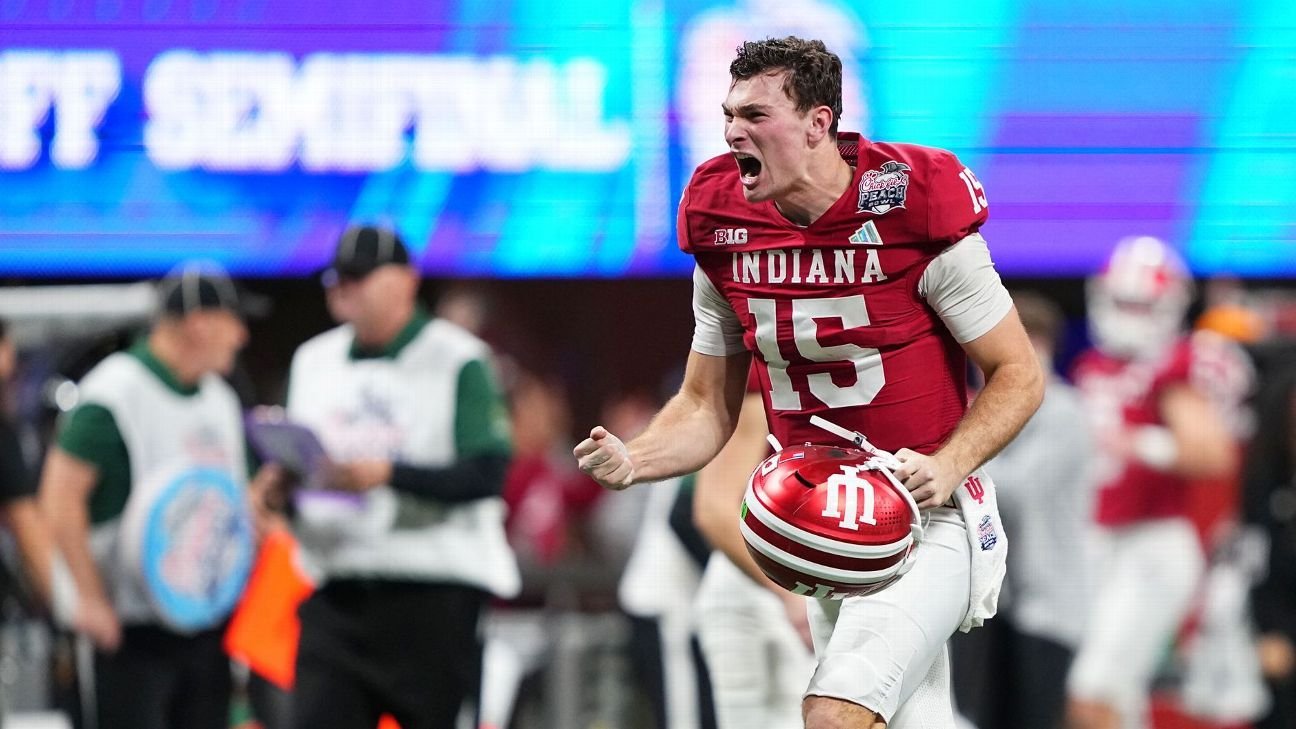 Ranking college football’s top 100 quarterbacks of the 2000s