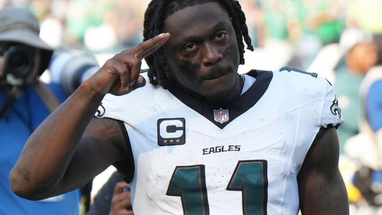 Sirianni ‘can’t guarantee’ A.J. Brown back with Eagles in ’26