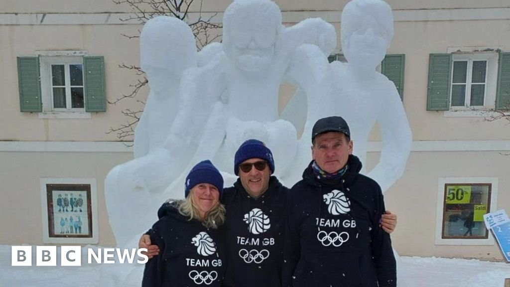 UK snow carver comes second in global contest with Olympic sculpture