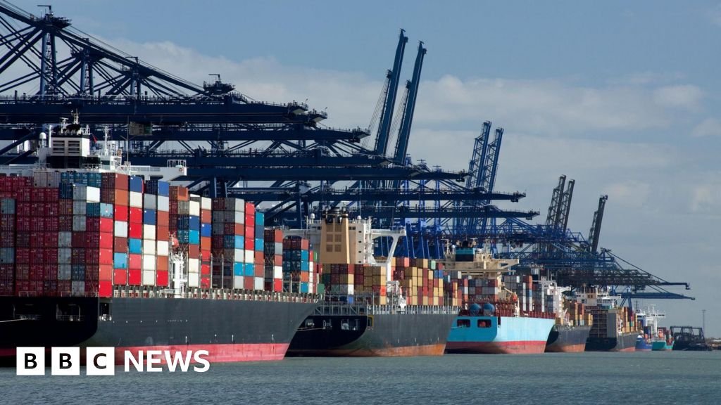 No 10 says 'nothing off the table' over new US tariffs as UK could be among worst hit