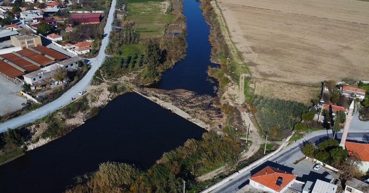 Tarihi taş köprü için “bariyer” önerisi