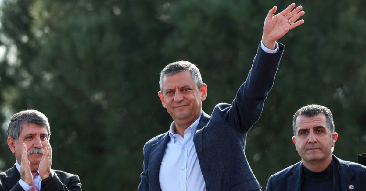 SON DAKİKA: CHP Genel Başkanı Özgür Özel’den, Karaman mitinginde açıklamalar