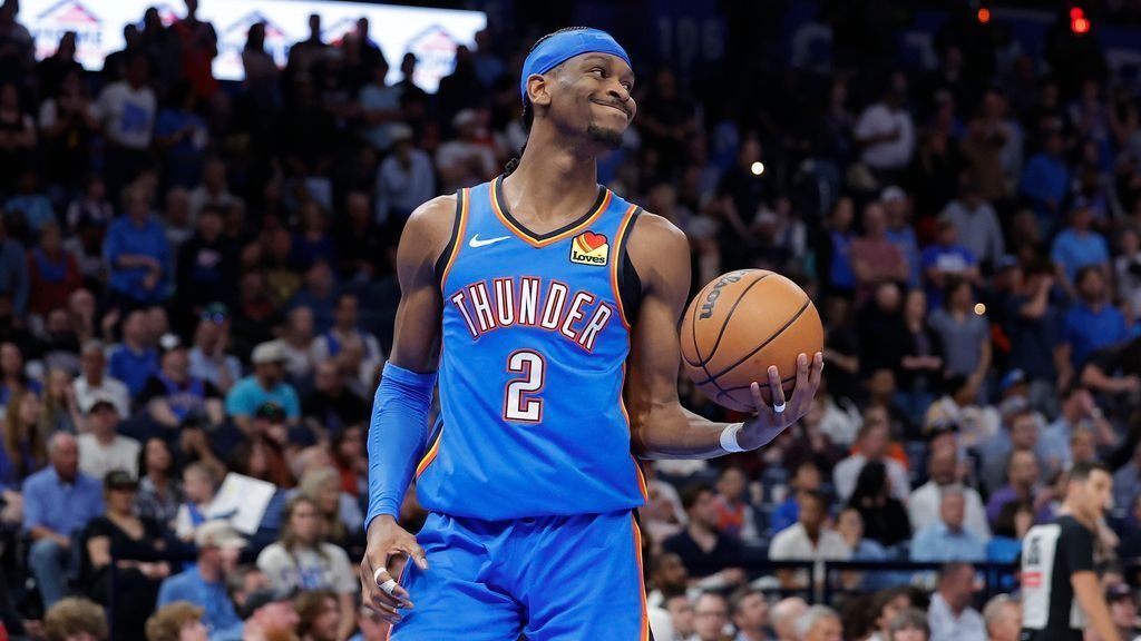 Gilgeous-Alexander ties Chamberlain’s mark for consecutive 20-point games