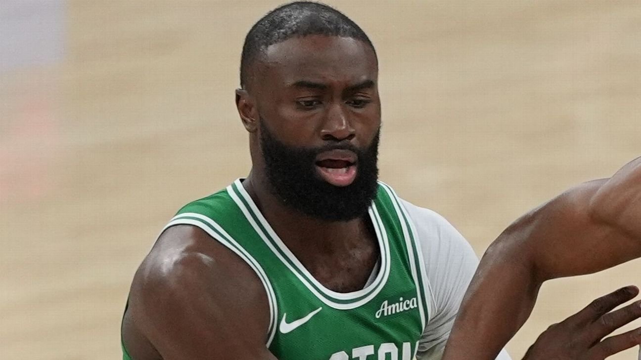 Celtics’ Jaylen Brown ejected in 2nd quarter at Spurs