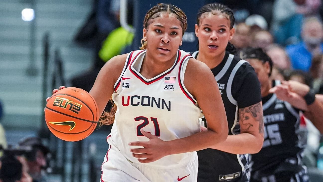 Women’s college basketball awards: Strong leads picks, All-Americans
