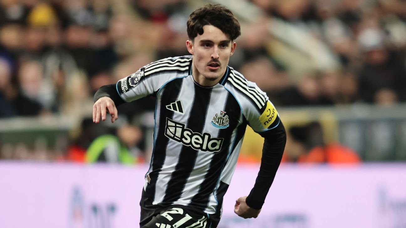 Transfer rumors, news: Arsenal join Man City in race for Newcastle defender