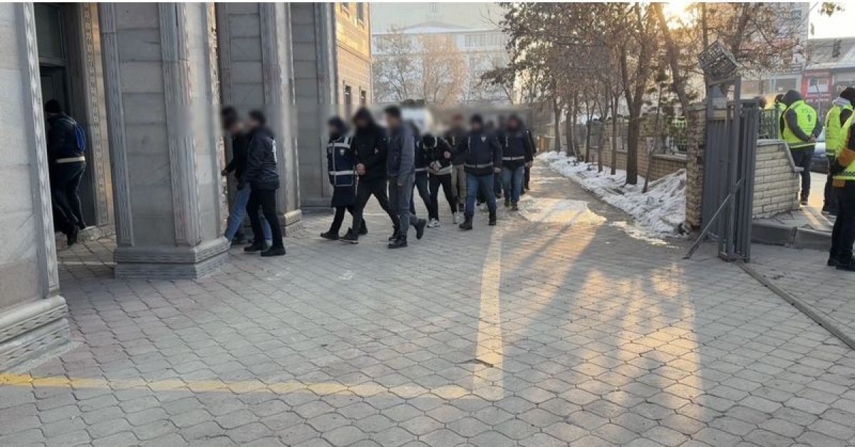 Ağrı merkezli yasa dışı bahis operasyonu: 65 tutuklama