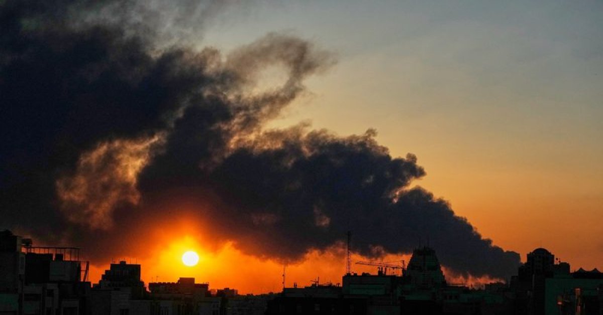 ABD’nin “İran’a saldırılarında yıllarca yetecek mühimmatını tükettiği” iddiası