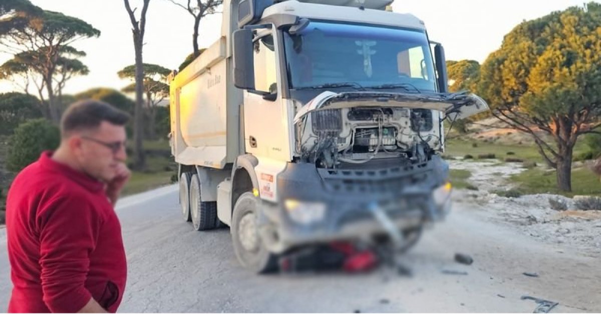 Milas’ta kamyon ile motosiklet çarpıştı: 1 ölü