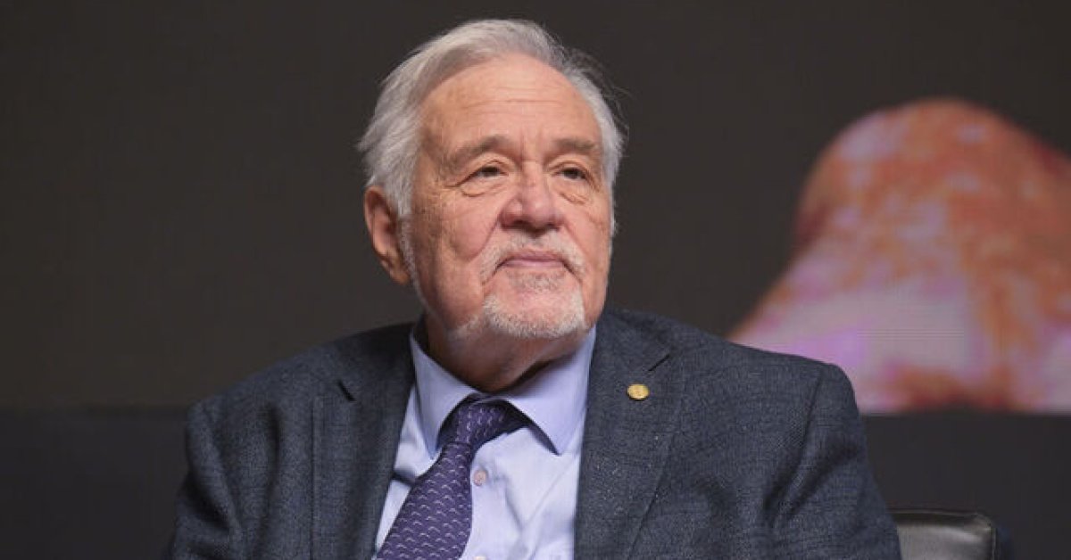 İlber Ortaylı’nın hangi kitabı ne anlatıyor? Bilgiye adanmış bir ömür… İşte Prof. Dr. İlber Ortaylı’nın en dikkat çeken kitapları!