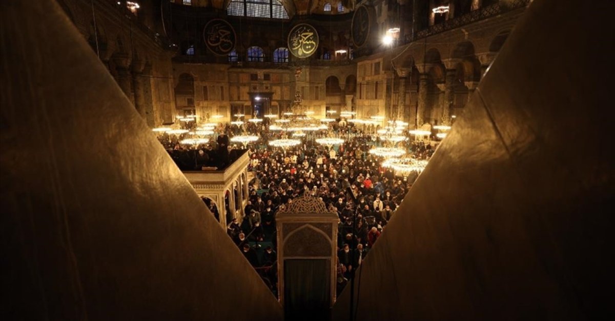 Arife günü oruç tutulur mu, fazileti nedir? Ramazan Bayramı arife günü oruç tutmakla ilgili Hz. Muhammed hadisleri (Diyanet)
