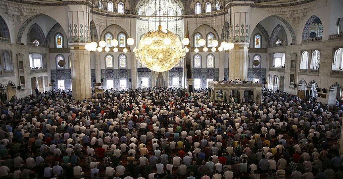 Diyanet Ramazan bayramı namazı saatleri ile Manisa bayram namaz vakti saat kaçta?