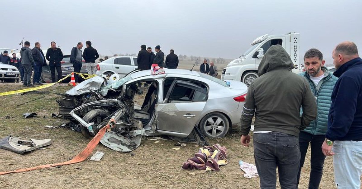 Son dakika: Yozgat’ta iki otomobilin çarpışması sonucu 1 kişi öldü, 5 kişi yaralandı