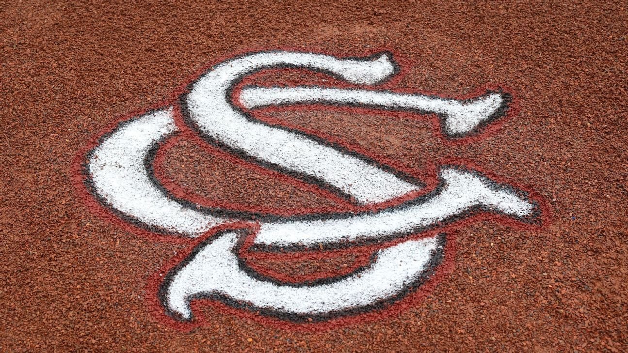 Mainieri out as South Carolina’s baseball coach in 2nd season