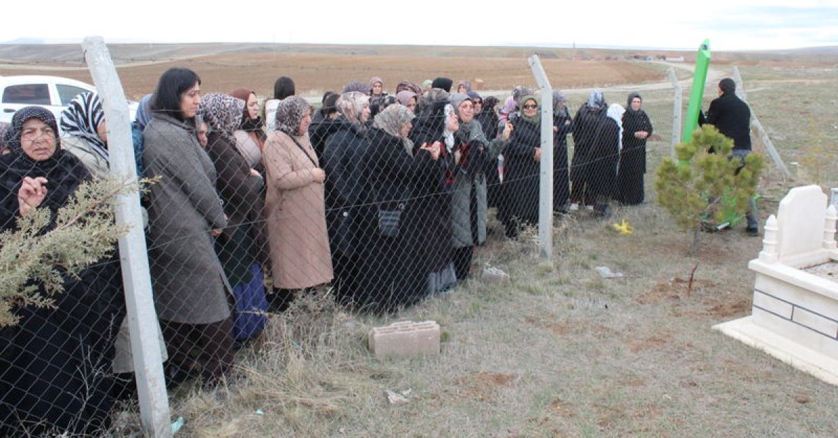 Gamze kahretti! Saldırıya uğradığı mezarlıkta toprağa verildi!
