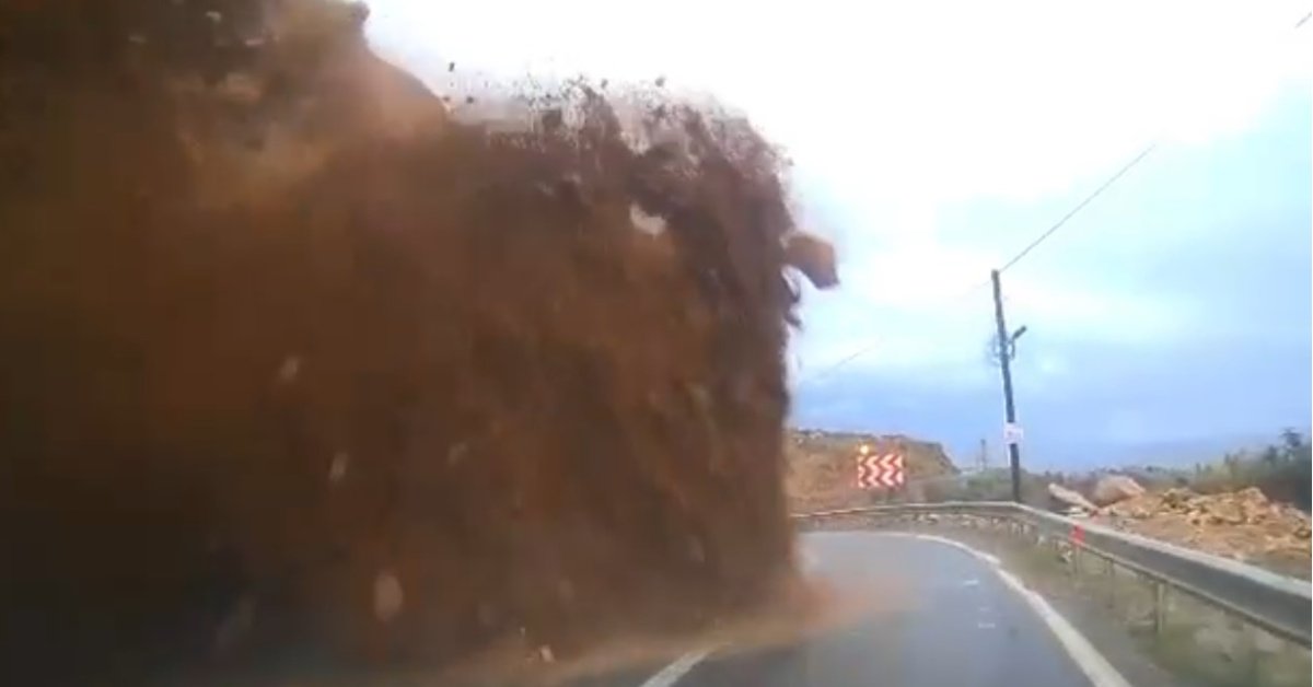 İnanılmaz görüntü! Cip heyelana yakalandı!