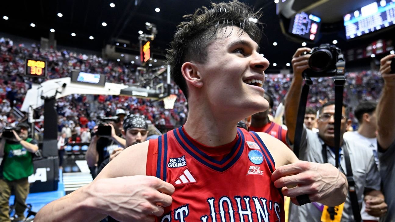 Men’s tournament first bets: Picks to make now for the rounds of 8 and 16