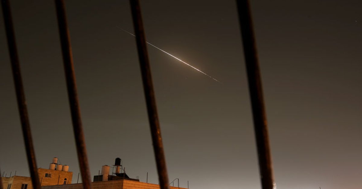 İran: Silahlı Kuvvetler’in doktrini savunmadan saldırıya dönüştü