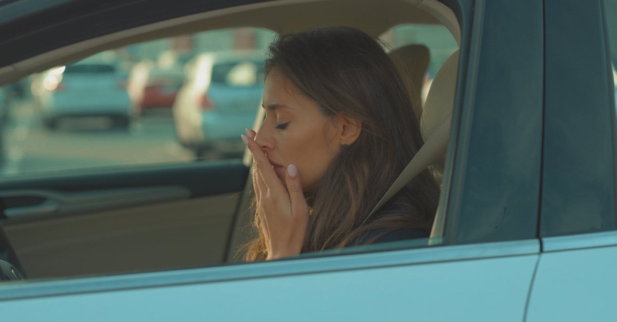 Arabada mideniz neden altüst oluyor?