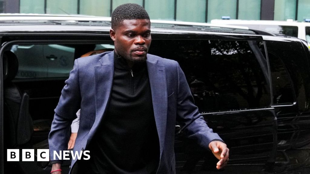 Ex-Arsenal star to deny rape charges, court hears