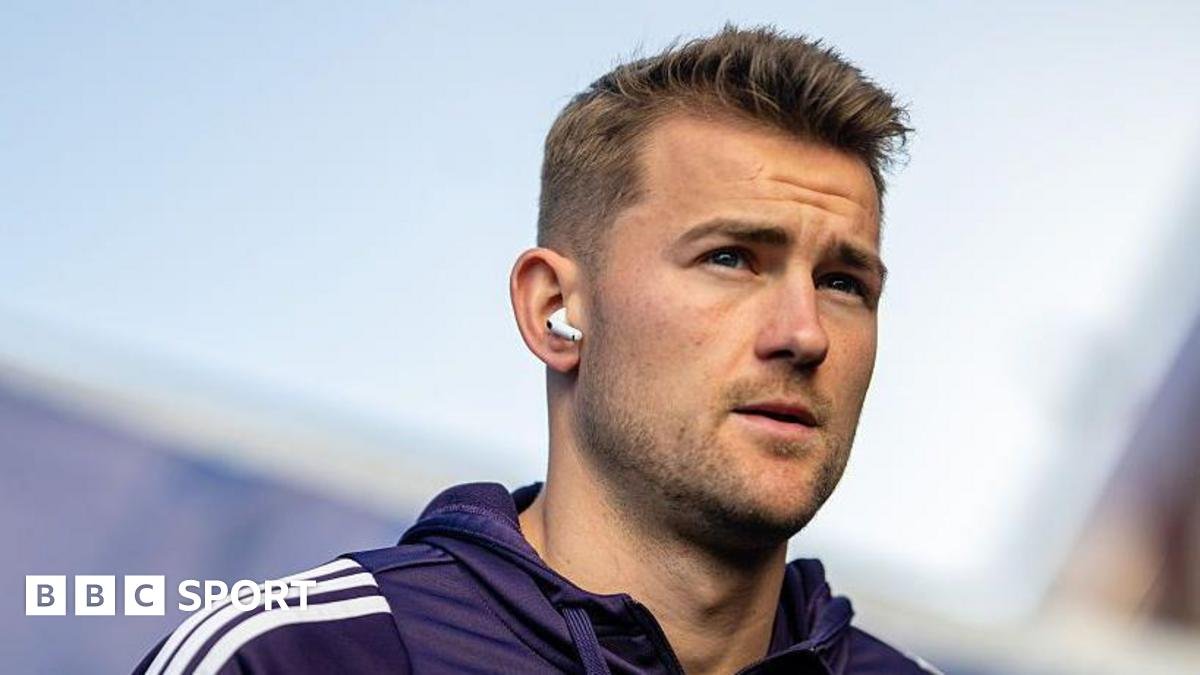 Man Utd manager Michael Carrick does not know when injured Matthijs De Ligt will return