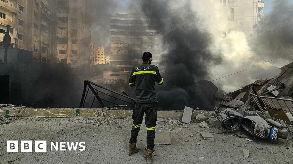 Residents flee as Israel pounds south Beirut