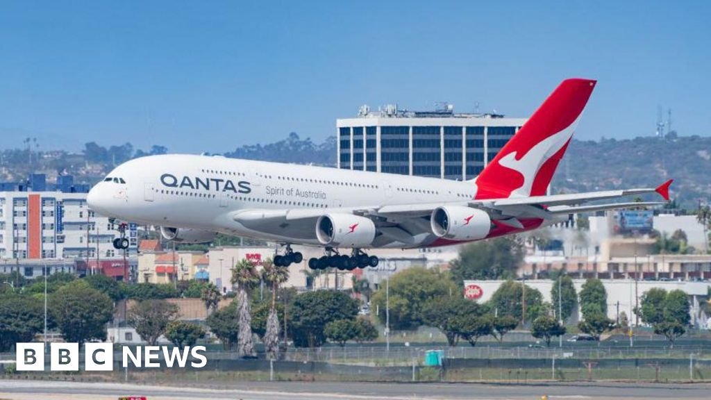 Qantas agrees to pay $74m over Covid-19 travel voucher refunds