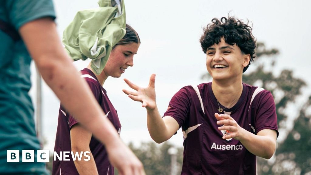 Iranian footballer says 'everything will be fine' as she trains with Oz team