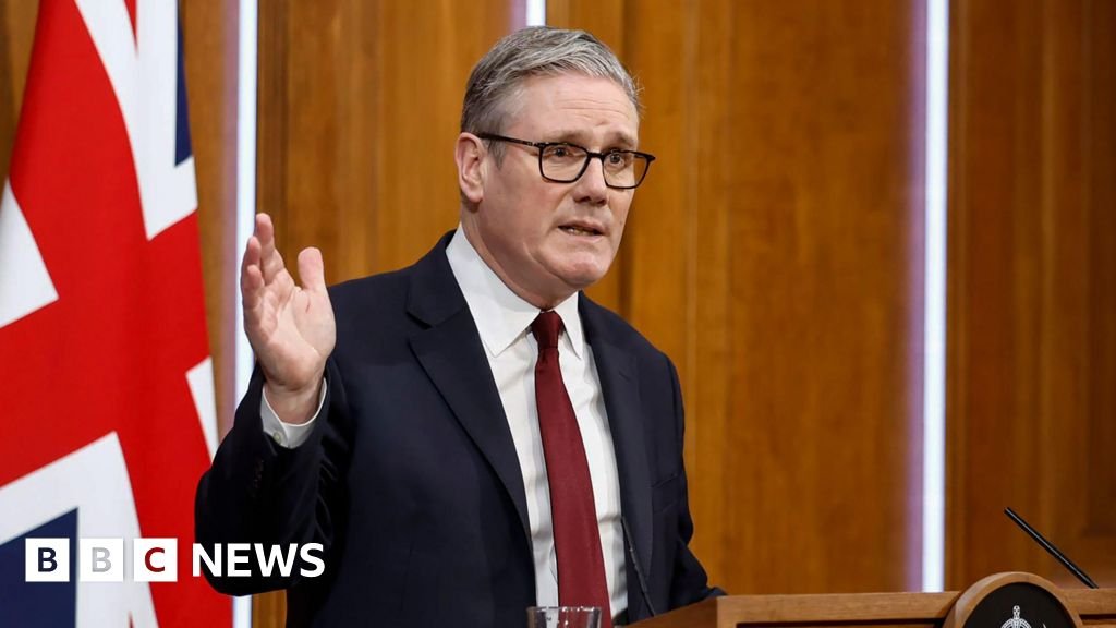 Chris Mason: Why Starmer thinks he's called it right on war despite Trump barbs