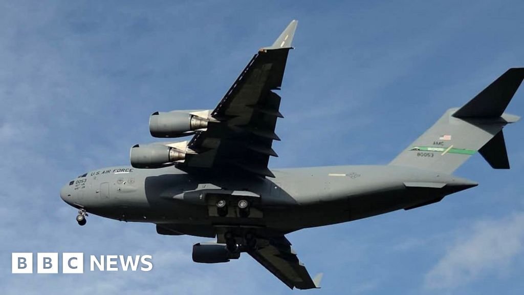 Swinney would 'consider' banning US military planes from Prestwick Airport