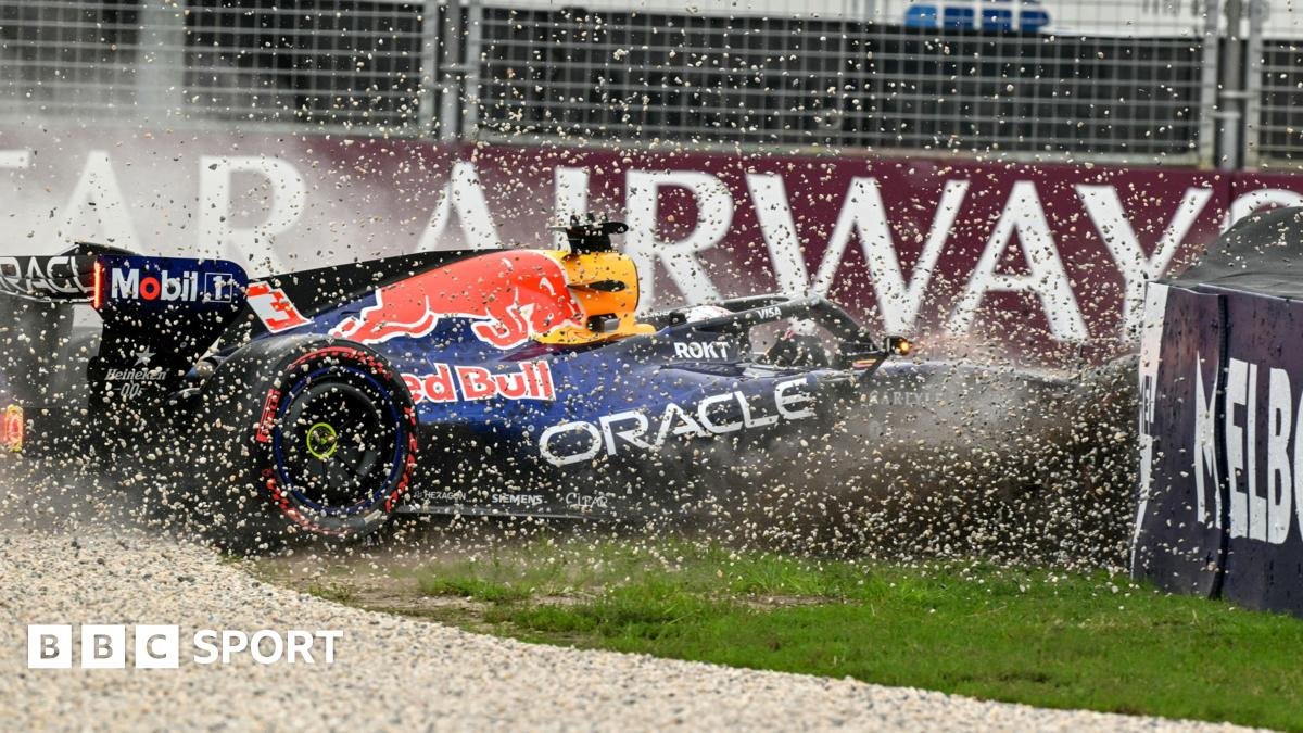 Australian Grand Prix: George Russell takes Melbourne pole after Max Verstappen crash