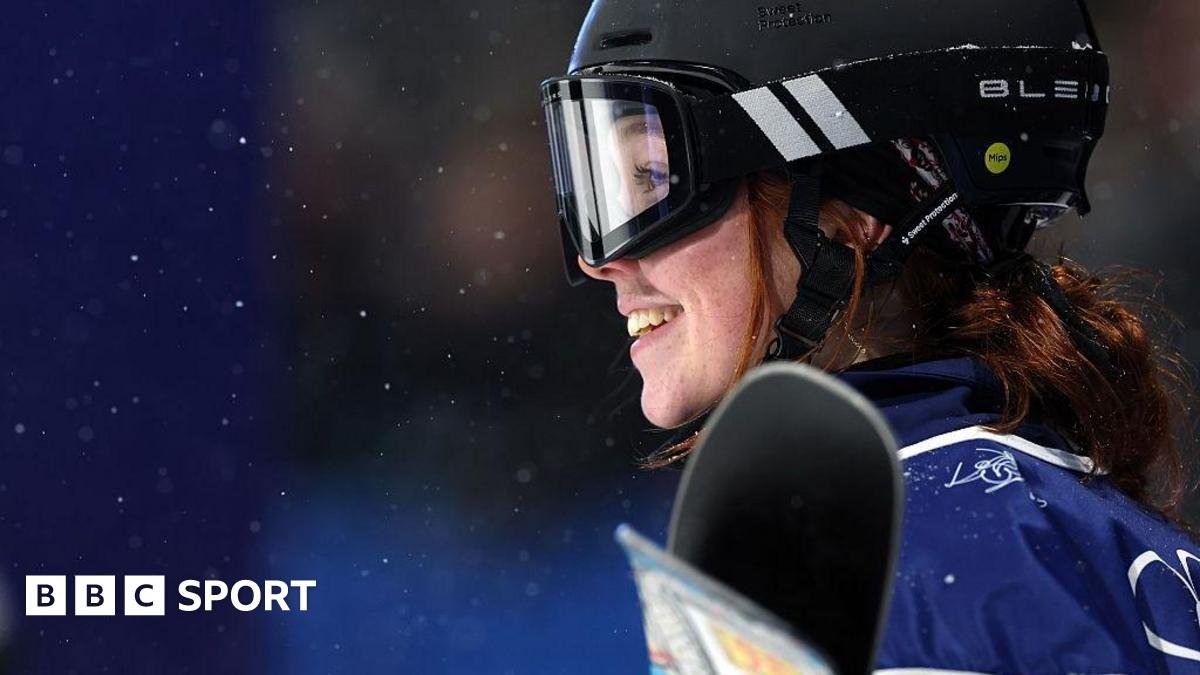 Kirsty Muir’s second consecutive slopestyle win puts her top of standings