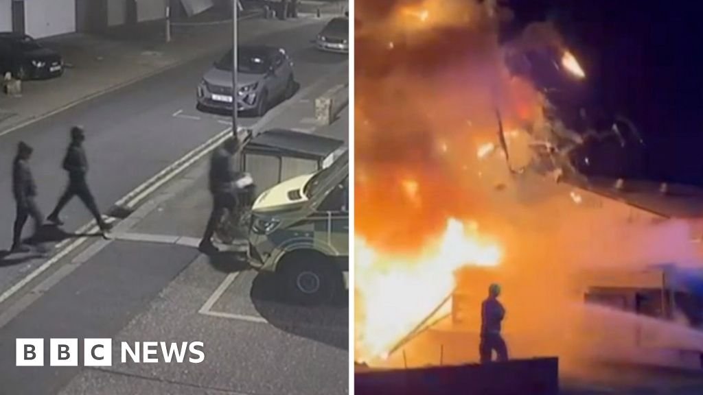 CCTV shows ambulance attack suspects in Golders Green