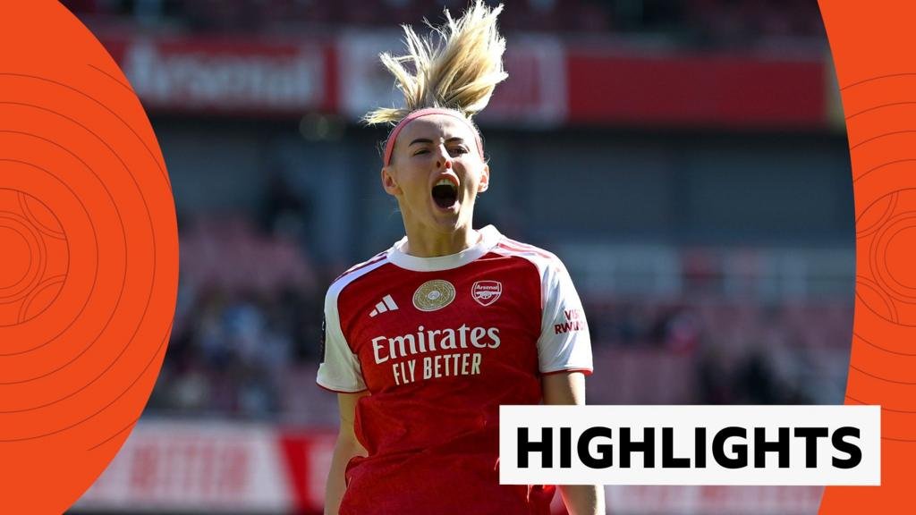 Kelly scores twice as Arsenal thrash West Ham