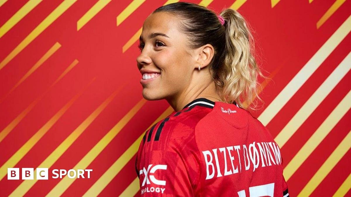 Celin Bizet Donnum: Manchester United winger on balancing football and pregnancy