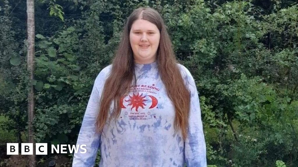 Private mental health unit 'failed women who died'