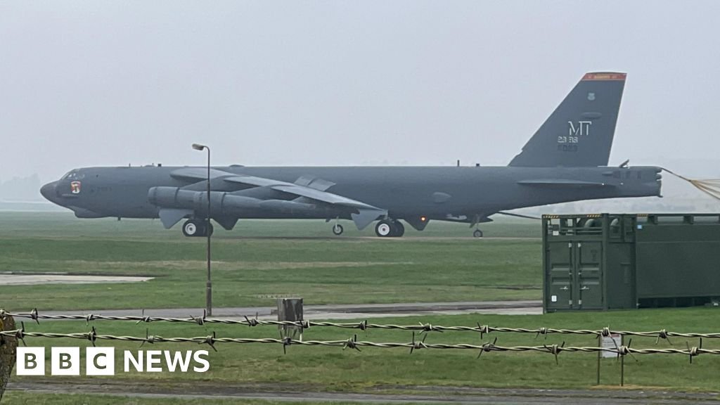 B-52s arrive at UK air base amid conflict with Iran