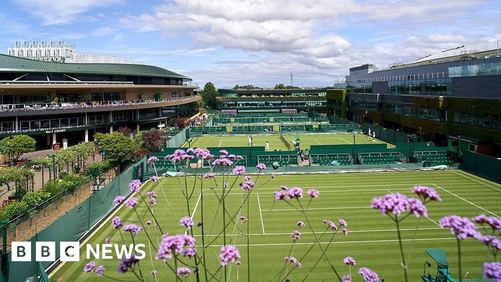 Wimbledon tennis expansion land not subject to restrictions